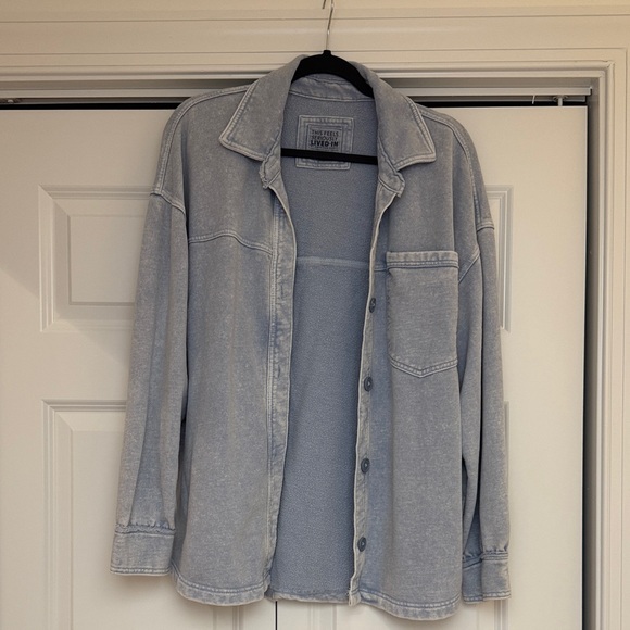 American Eagle Outfitters Jackets & Blazers - American Eagle Outfitters Light Blue Shirt Jacket